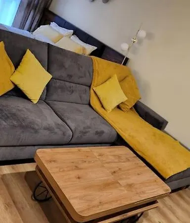 Diamond Of Crown By Flat Mаnager * בנסקו