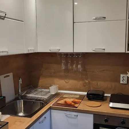 Diamond Of Crown By Flat Mаnager